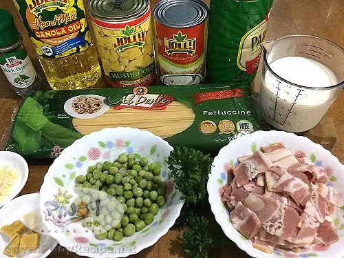 Creamy Mushroom and Bacon Fettuccine Carbonara ingredients