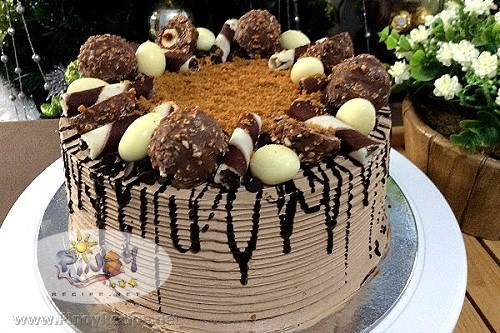 chocolate cake with mocha cream frosting