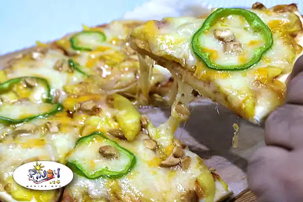 Mango Pizza Recipe from Guimaras Island - The different flavors within the pizza plus the different textures that mix into one another make this a local favorite. Plus, it&rsquo;s pretty easy to make. Try it out for yourself!
