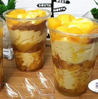 Mango Float Supreme in a Cup