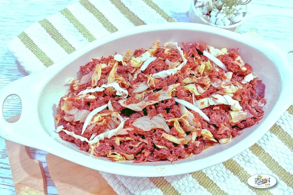 Ginisang Corned Beef at Repolyo