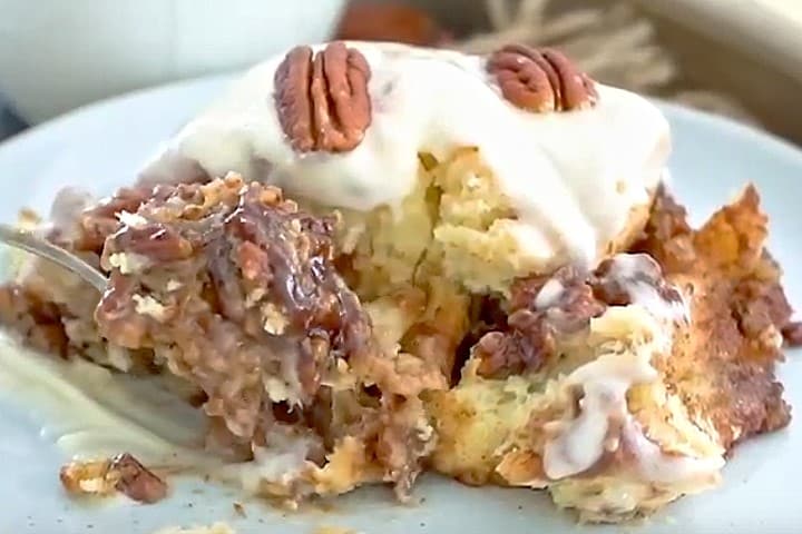 Pecan Pie Cinnamon Rolls