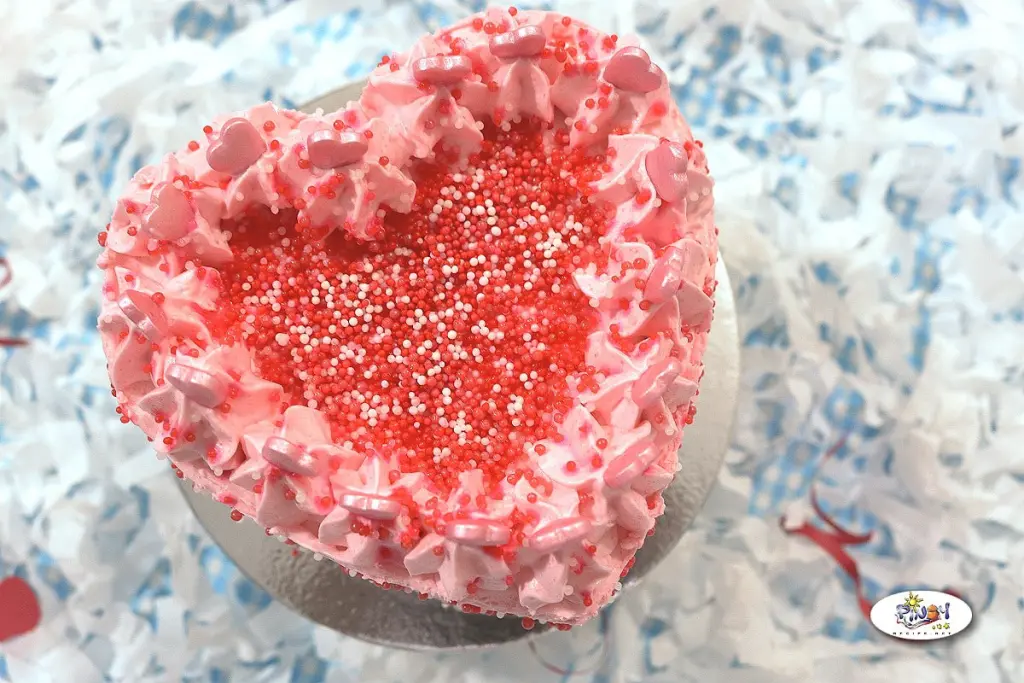 Strawberry Valentines Cake