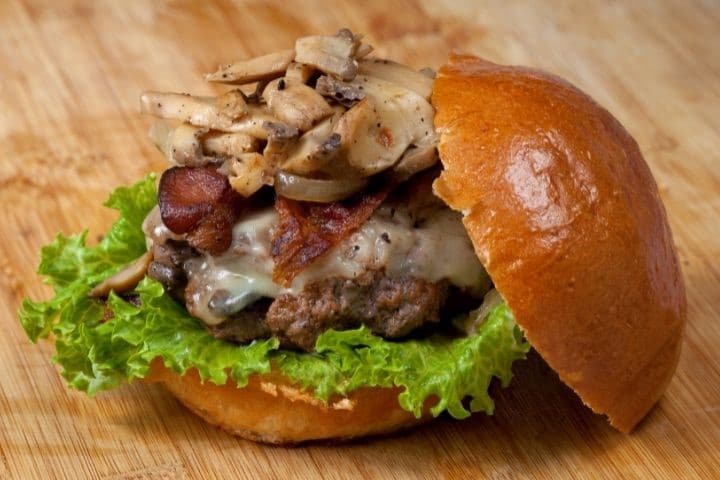 Mushroom Burger With Mozzarella