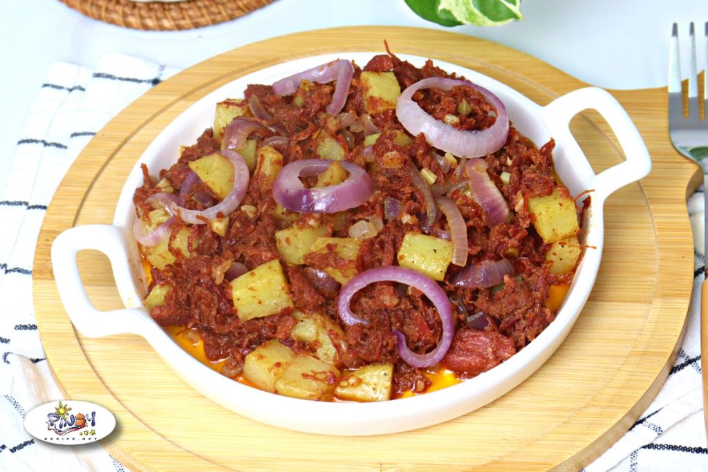 Corned Beef Guisado with Potato
