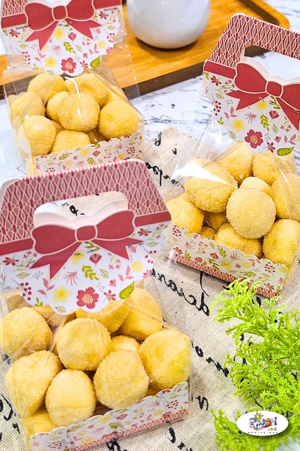 Mango Pastillas in special packaging