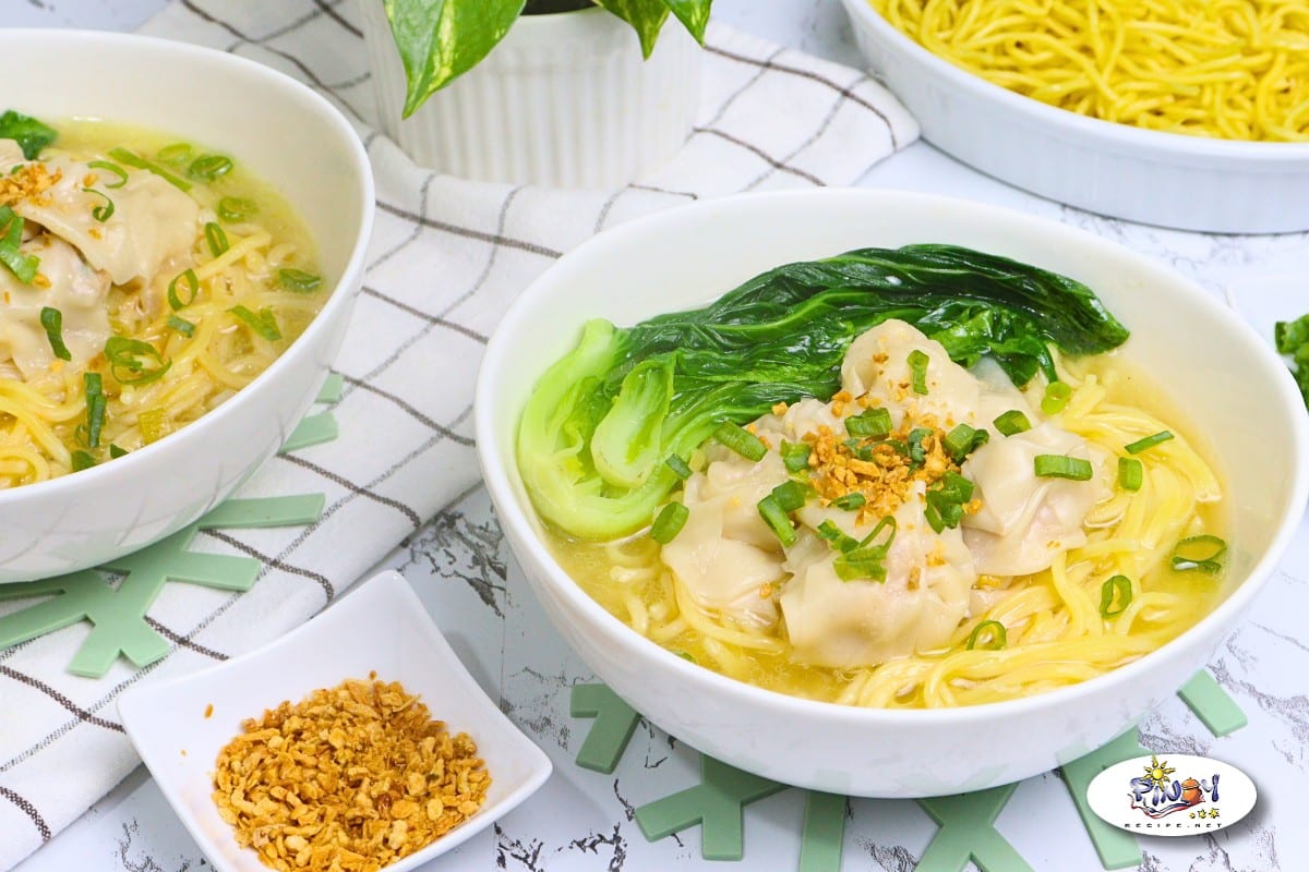 Ready for serving 2 bowls of Wonton Mami Soup