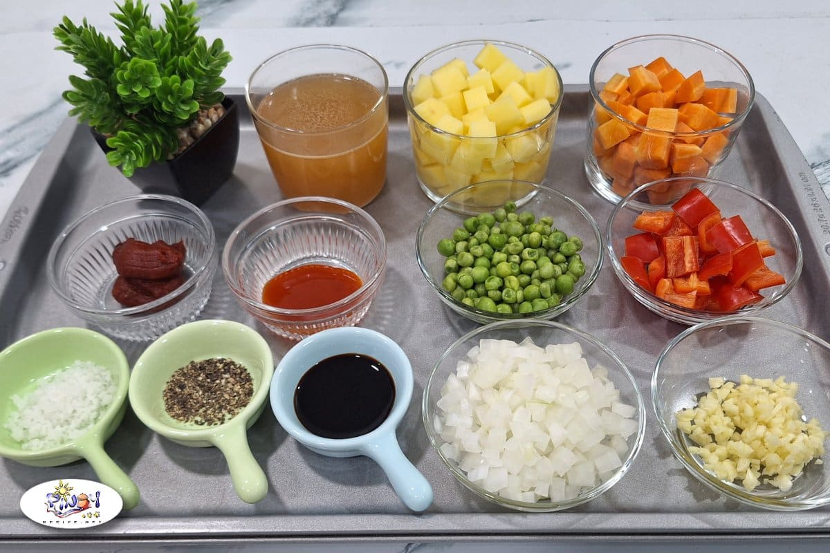 Vegetable Ingredients of Arroz A la Cubana